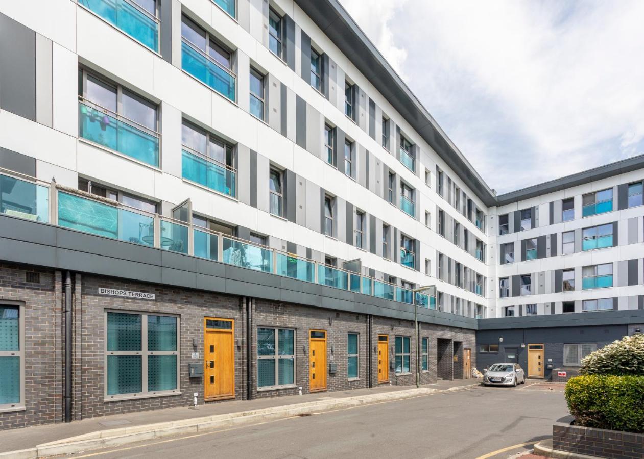 1 Bed Apartment - Redhill Central, Surrey, Gatwick #2 외부 사진