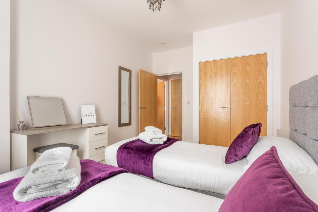 1 Bed Apartment - Redhill Central, Surrey, Gatwick #2 외부 사진